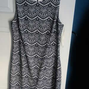 Jessica Simpson Black and White Lace Pattern Midi Dress